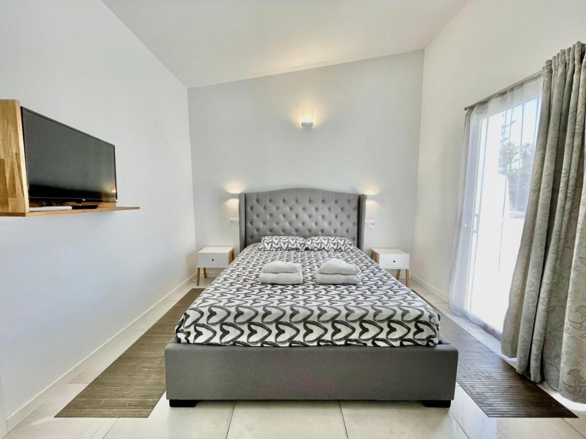 Villa 12 Адехе Екстериор снимка