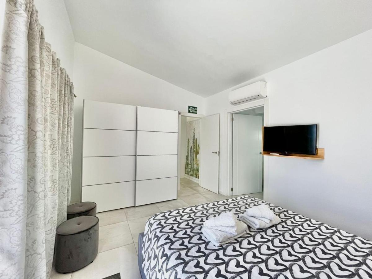 Villa 12 Адехе Екстериор снимка